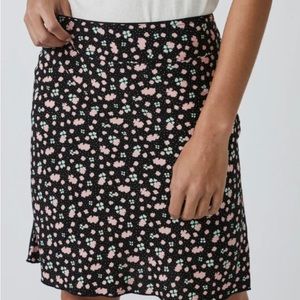 NWT free people flower 🌸 skirt size 4